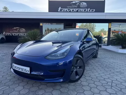 Tesla Model 3 Tração Traseira
