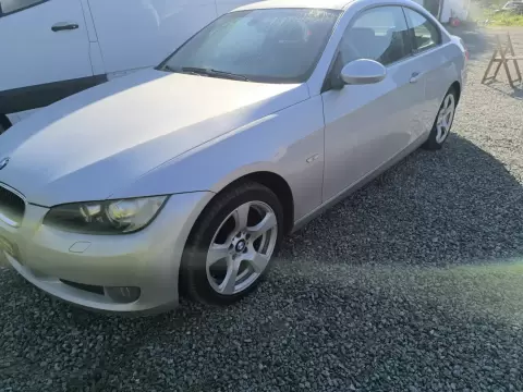 BMW 320 Coupe