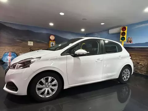 Peugeot 208 1.6 BlueHDi Access