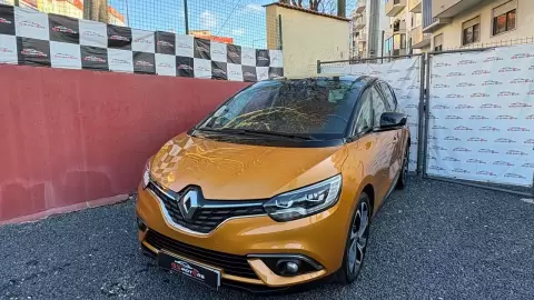 Renault Scénic 1.3 TCe Black Edition