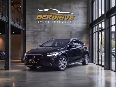 Volvo V40 Cross Country 2.0 D2 Momentum