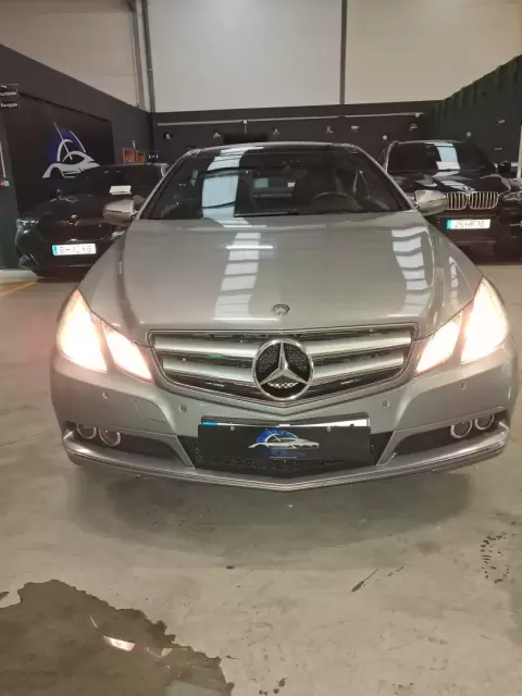 Mercedes-Benz E 250 CDi BlueEfficiency Auto