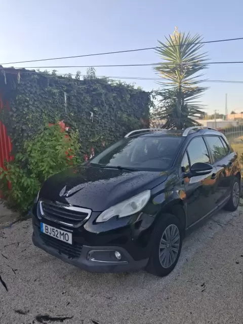 Peugeot 2008 1.2 PureTech Allure Pack