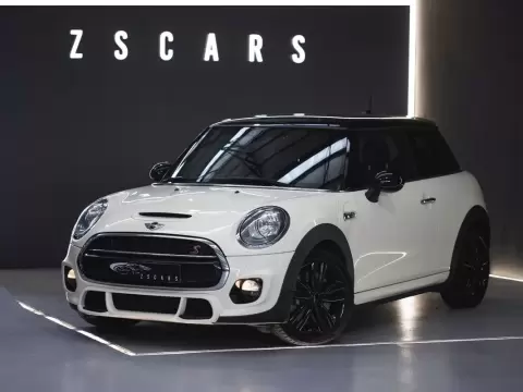 MINI 3 Portas Cooper S Auto Desportiva