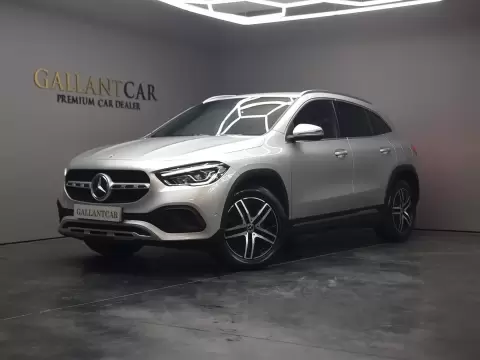 Mercedes-Benz GLA 250 e navi sport