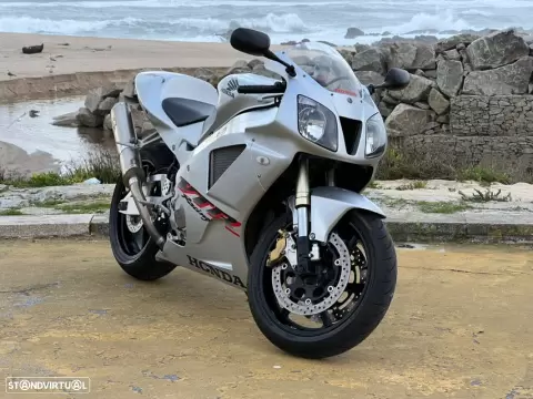 Honda VTR SP-01