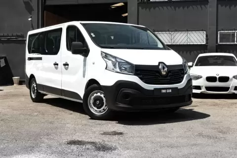 Renault TRAFIC 9 Lugares