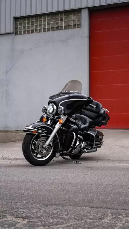 Harley-Davidson FLHTC Centenária