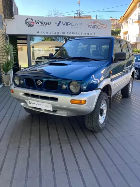 Nissan Terrano II SE