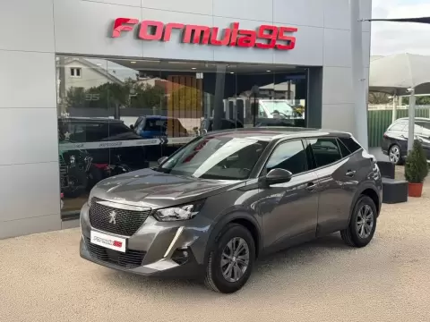 Peugeot 2008 1.2 PureTech Active Pack EAT8