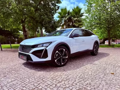 Peugeot 408 Hybrid 136 E Dsc6 Allure