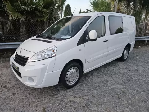 Peugeot Expert 6 lugares