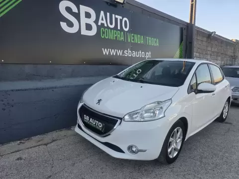 Peugeot 208 1.6 e-HDi SE Style