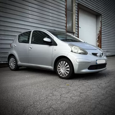 Toyota Aygo 1.0 + MMT