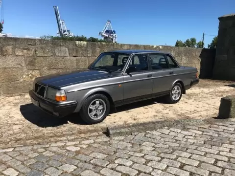 Volvo 244 GL injection