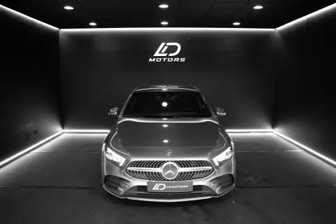 Mercedes-Benz A 250e Limousine AMG