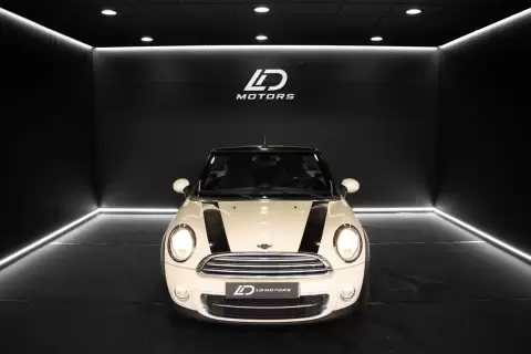 MINI Cabrio Cooper D