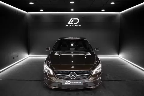 Mercedes-Benz CLA 180 d Shooting Brake