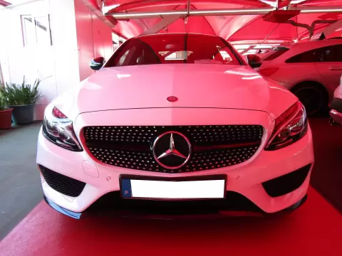 Mercedes-Benz C 220 d AMG Line