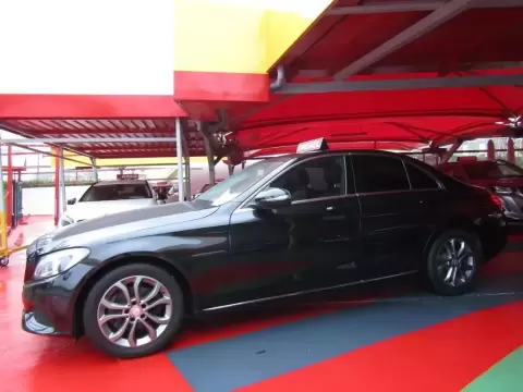 Mercedes-Benz C 200 (BlueTEC) d Avantgarde