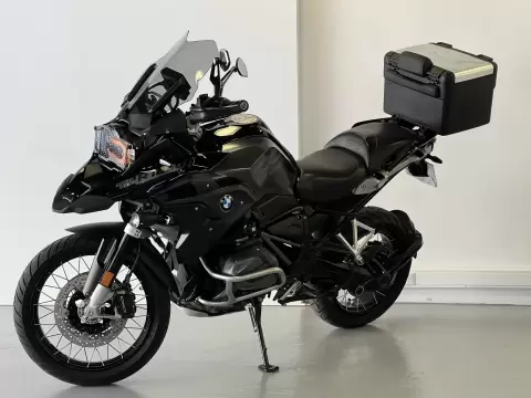 BMW R 1250 GS TRIPLE BLACK