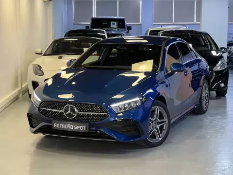 Mercedes-Benz A 250e Limousine AMG Line