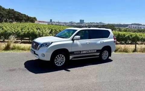 Toyota Land Cruiser 2 8 D 4d Auto Executive