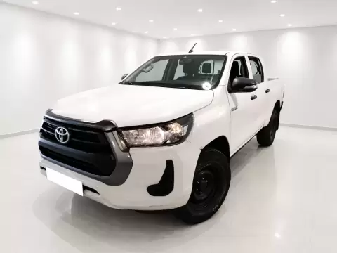 Toyota Hilux 2.4 D-4D 4WD CD CM