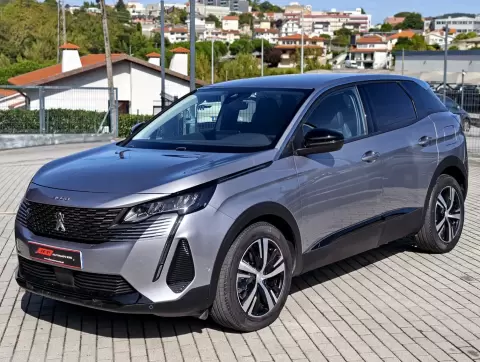 Peugeot 3008 1.6 HYBRID 225 EAT8 Allure Pack