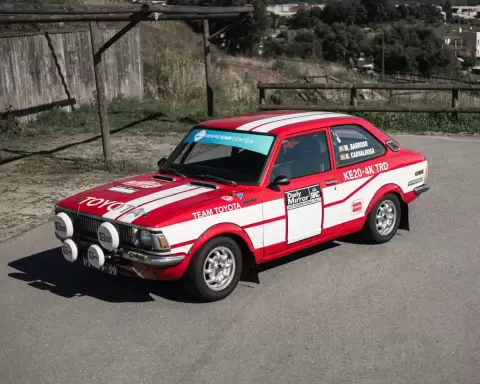 Toyota Corolla KE20-4K Competição