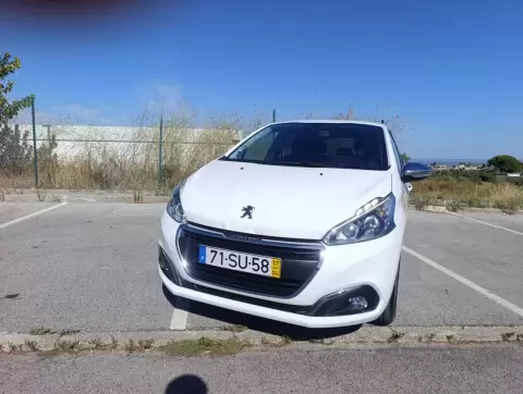 Peugeot 208 1.2