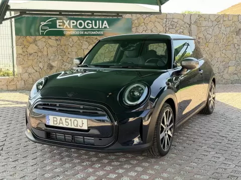 MINI 3 Portas Cooper Sport Edition Auto