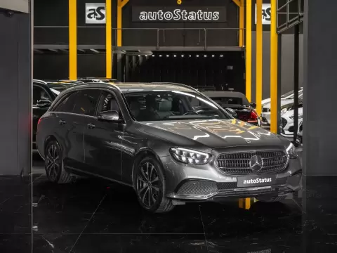 Mercedes-Benz E 300 de Avantgarde